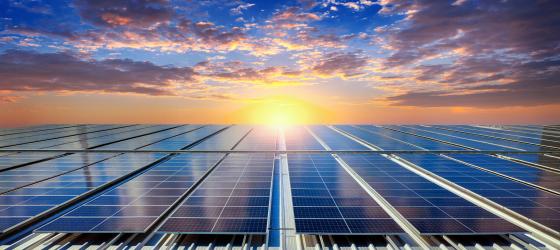 pannelli solari sul tetto, celle energia solare
